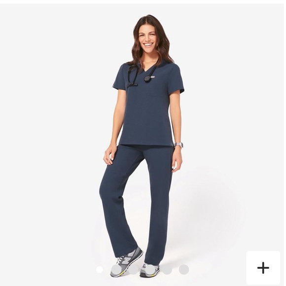 ISO DARK HARBOR FIGS SCRUBS - Picture 1 of 1